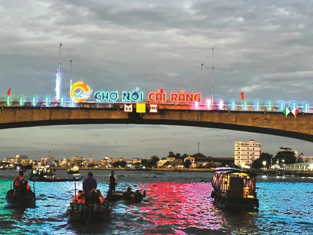 chợ nổi cái răng địa điểm du lịch cần thơ mua bán trên sông